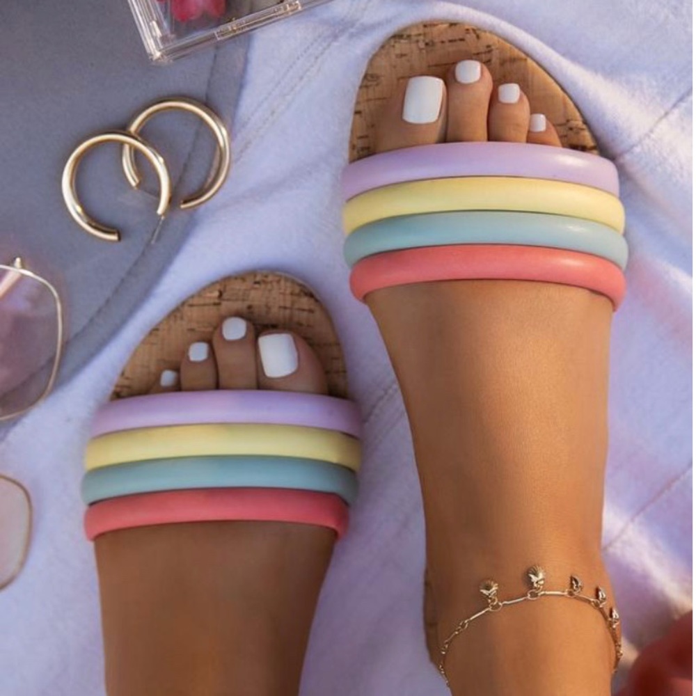 Women’s Qupid Sandals Flip Flip